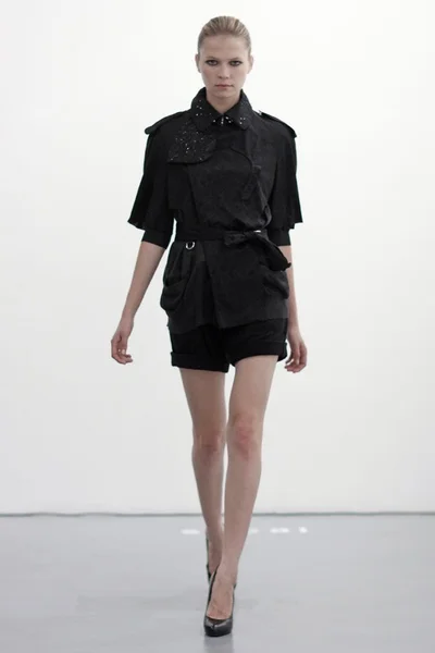 Look 23